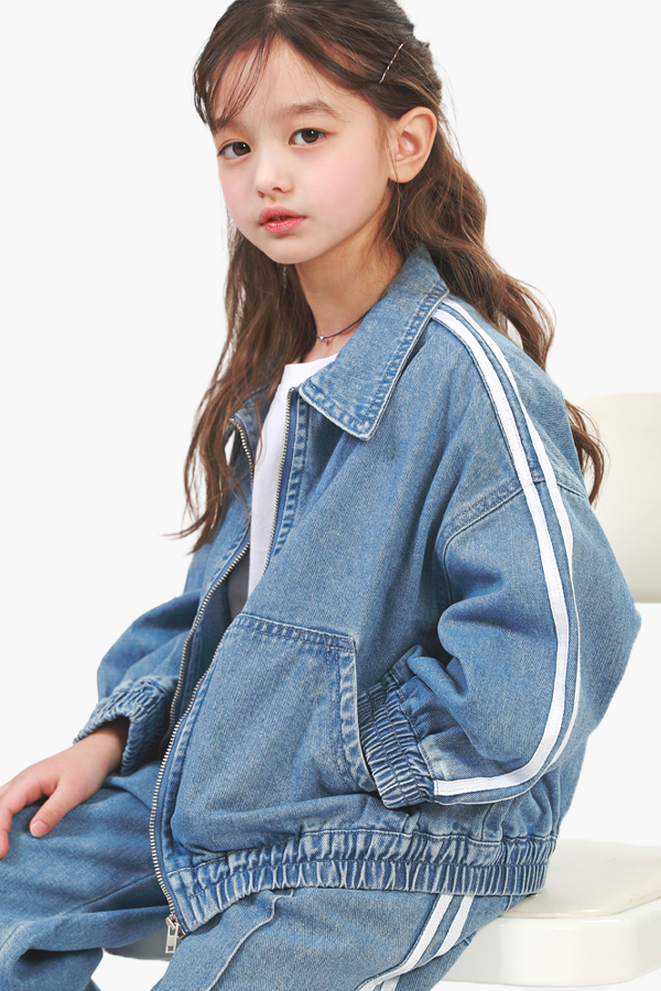 ̴