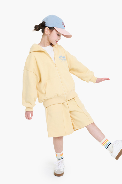 ̴