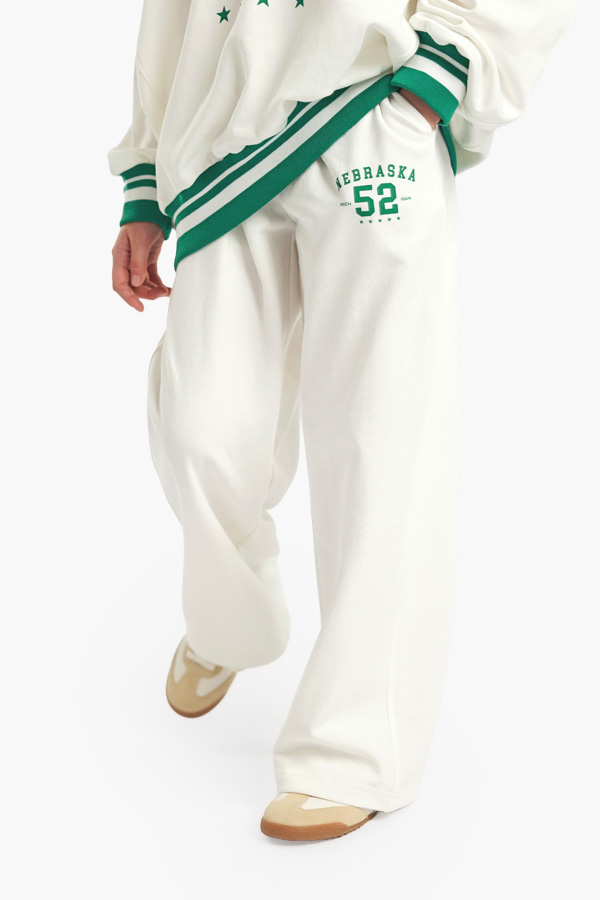 �����̴�